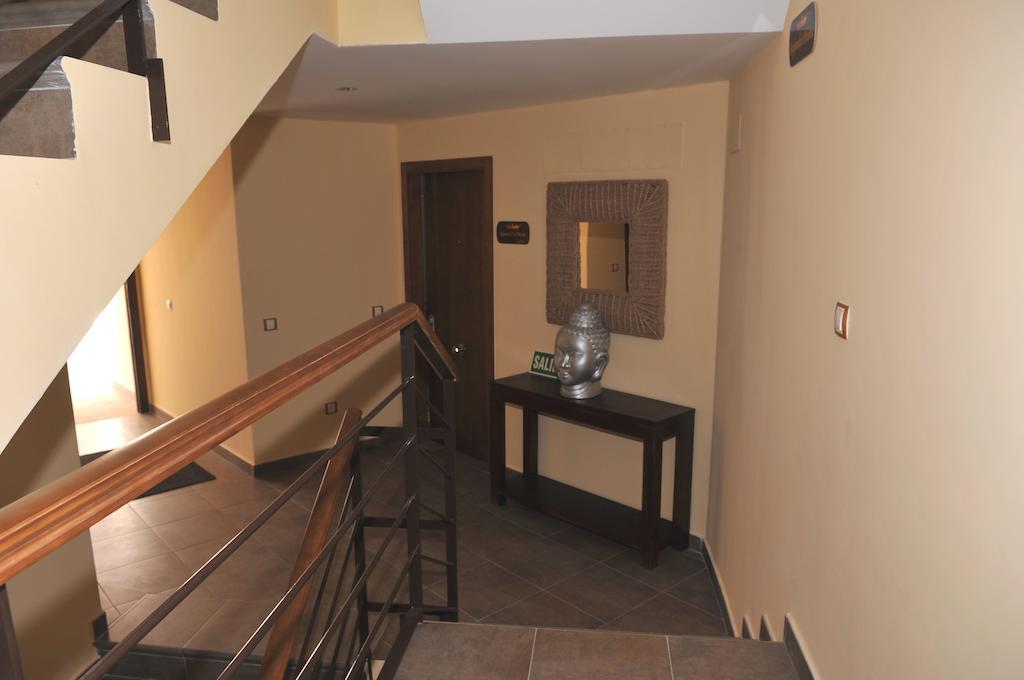 Apartamento Edificio Reyes La Adrada Exterior foto